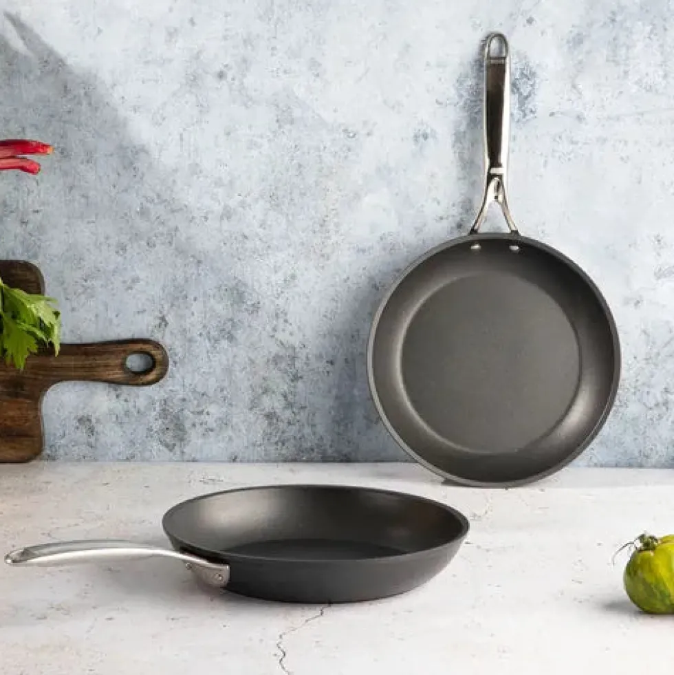 Lot de 2 Poêles inox et anti-adhérente CASTEL'PRO - CRISTEL
